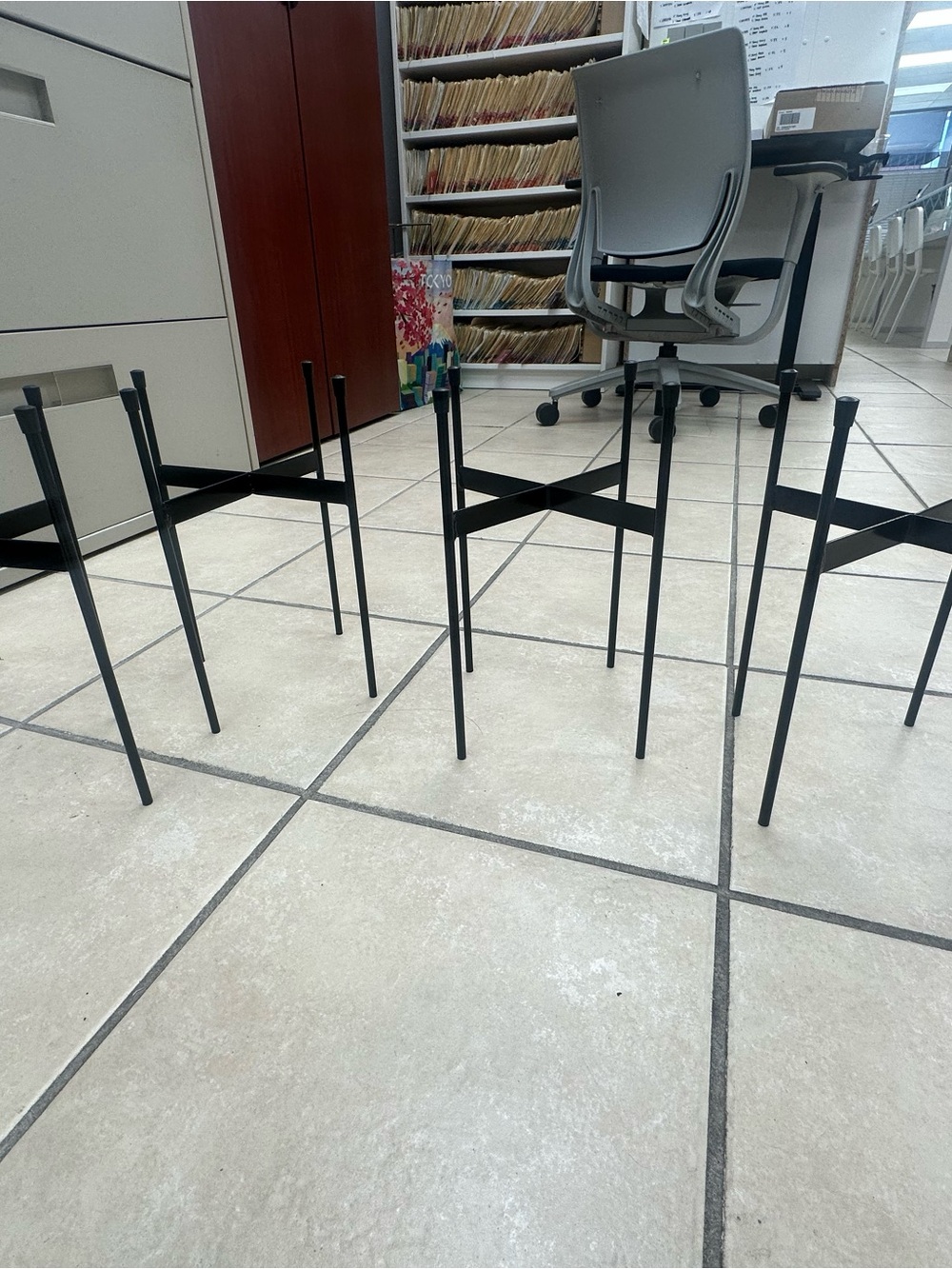 4 Metal Plant Stand Set in Black - Modern Home Dining Accent